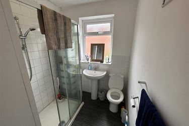 5 bed flat, Dickenson Road, Victoria Park, Manchester, M145HZ - Image 10